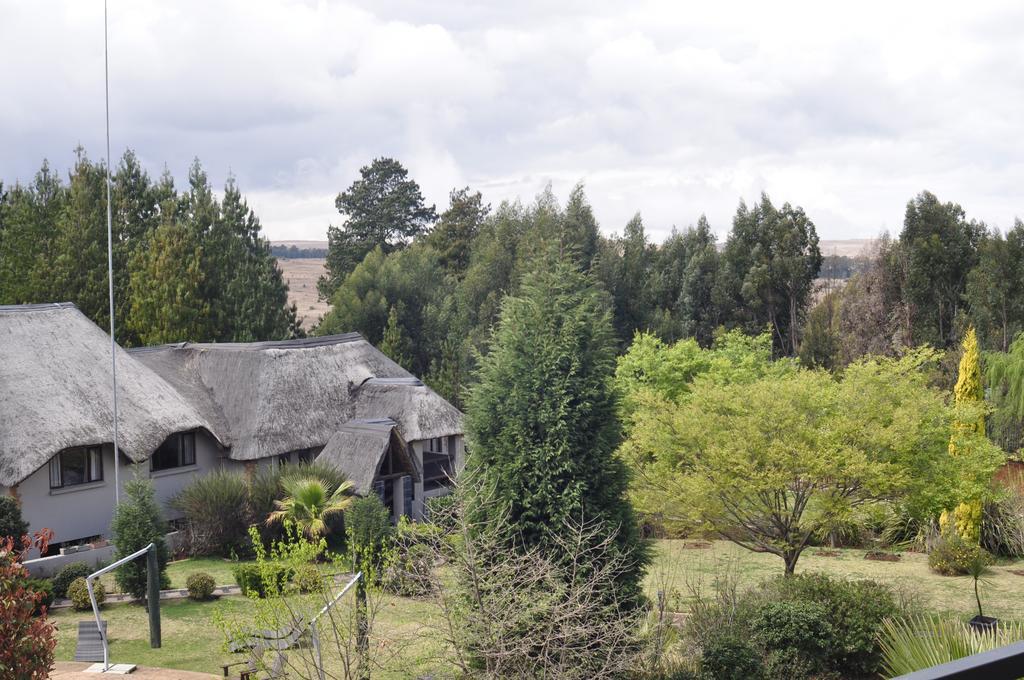 The Highlander Hotel Dullstroom Exterior foto